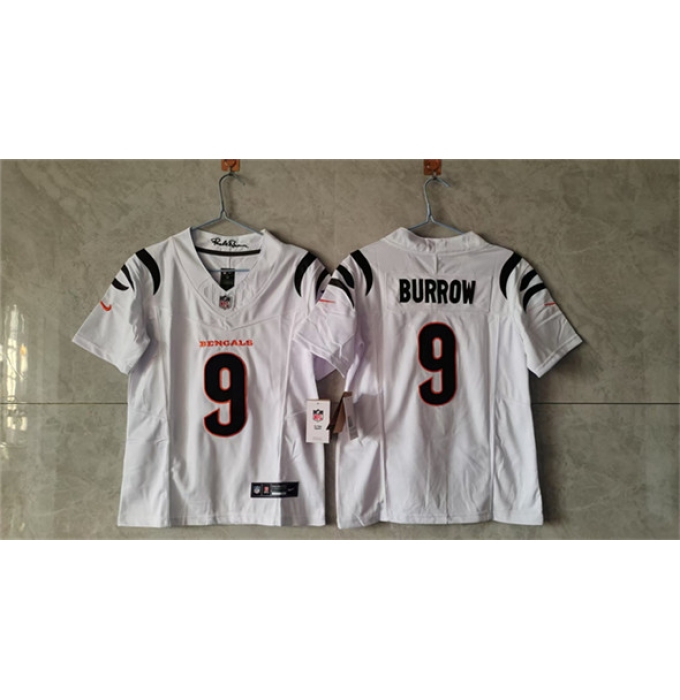 Women's Cincinnati Bengals #9 Joe Burrow White F.U.S.E. Vapor Football Stitched Jersey(Run Small)